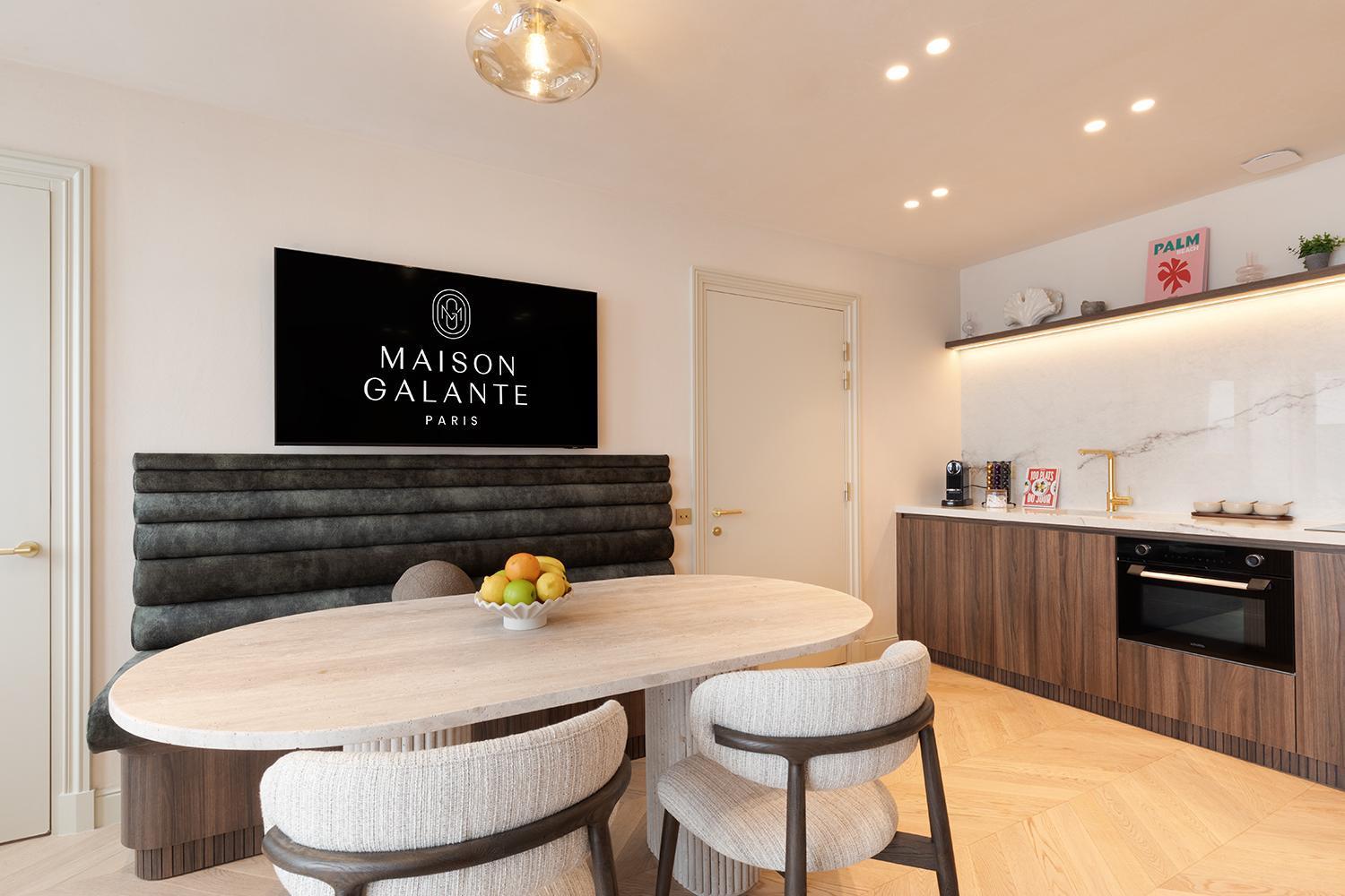 Maison Galante's With Services In Louvre - Rue Des Dechargeurs